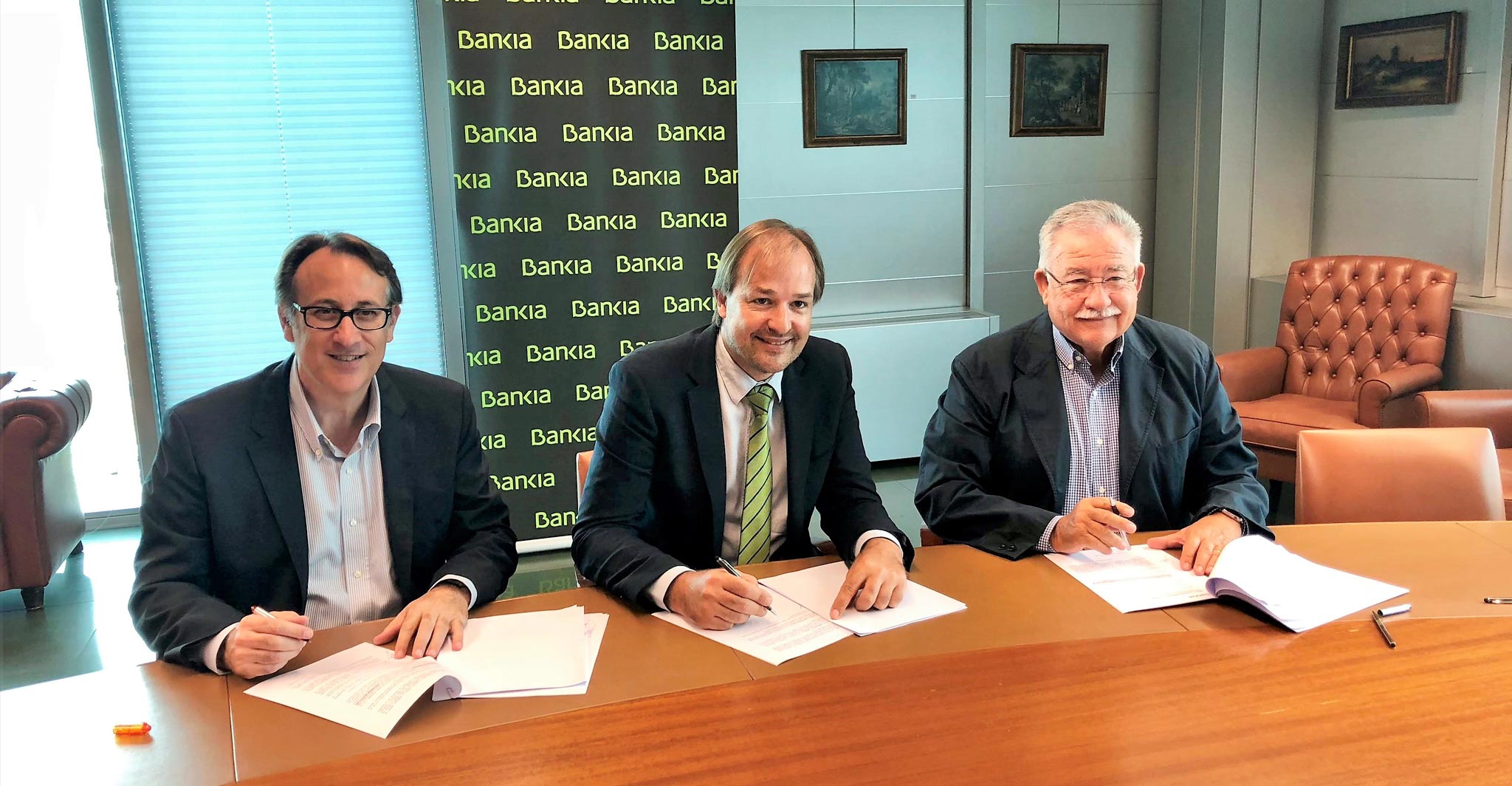 Bankia i ISBA signen un conveni de col·laboració amb l'objectiu d'impulsar el finançament de pimes i autònoms